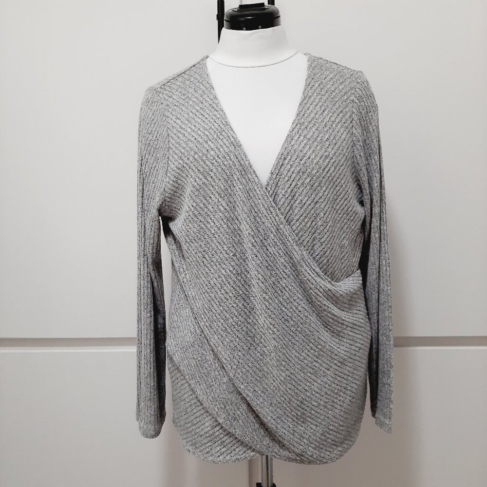 A.N.A. Gray long sleeve top with front cross drape Sz L